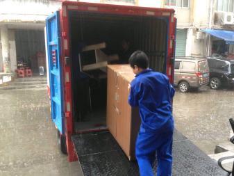 誠信服務(wù)，居民搬家好幫手 廂貨車、三輪車、面包車與專業(yè)人工打包搬運(yùn)一體服務(wù)